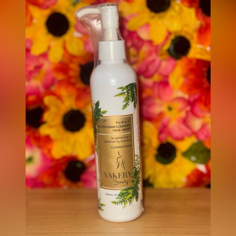 Nakery Beauty Hydra-C Oil-to-Foam Cleanser